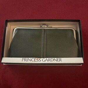 Vintage Princess Gardner Kiss Lock Leather Wallet NIB